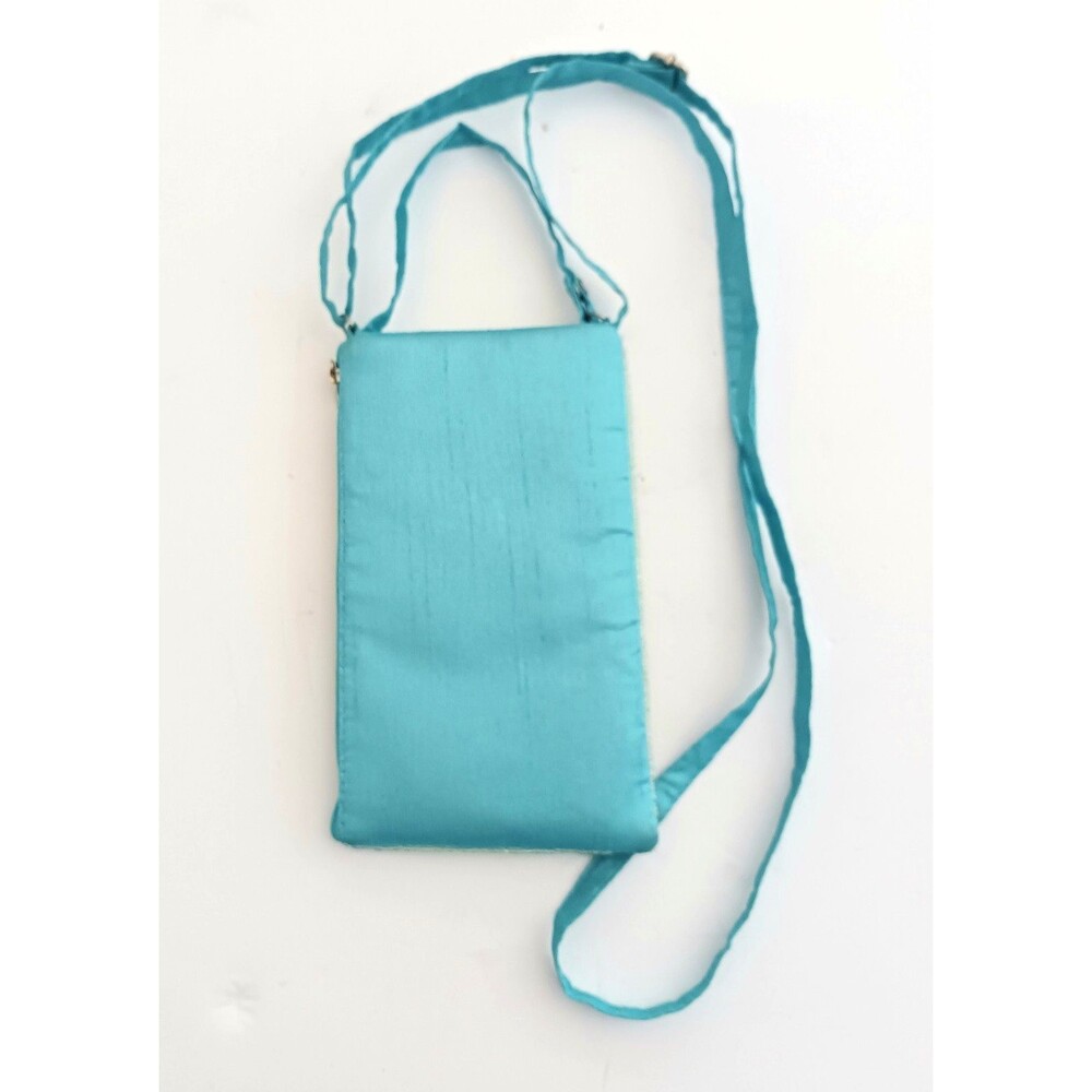 NEW Bamboo Trading Co Beaded Sea Turtle Club Bag Crossbody Cell Phone 8X5 - Picture 3 of 7